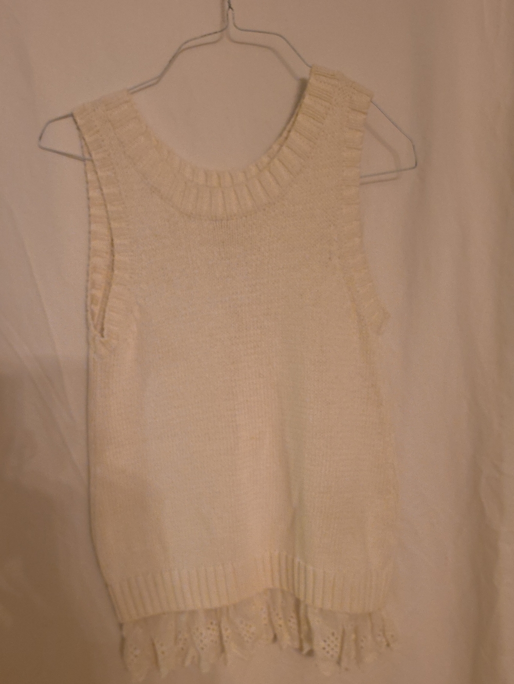 Sleeveless Cream Knit Top with Lace Trim